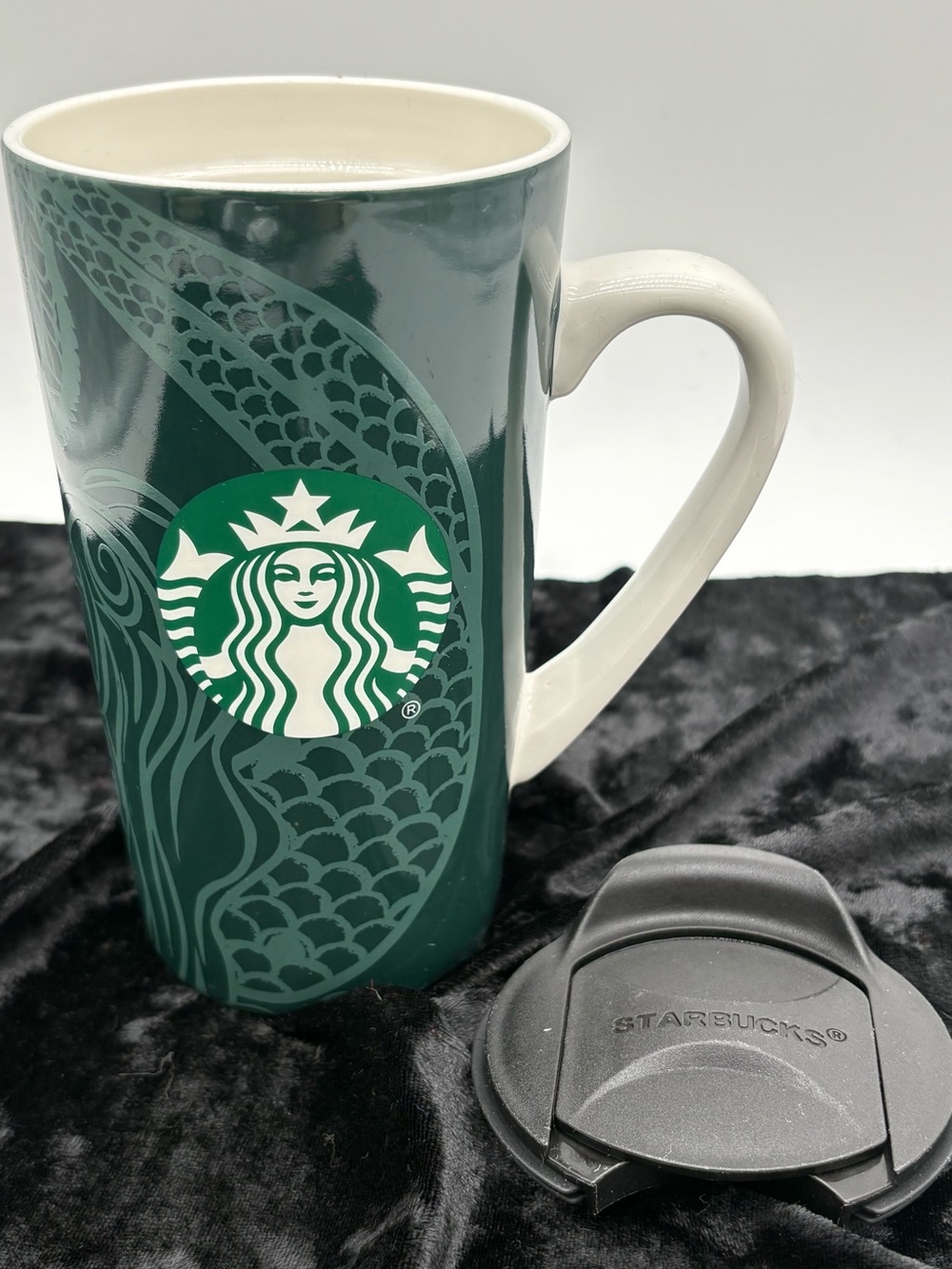 Starbucks Green Siren Mermaid Ceramic Travel Mug 14 oz w Lid 2020
